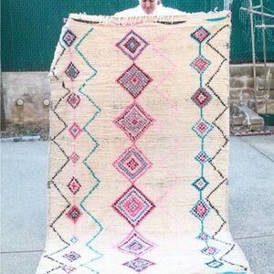 Colorful Geometric Moroccan Beni Ourain Pattern Rug